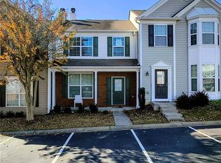 1078 Prestwyck Ct, Alpharetta, GA 30004
