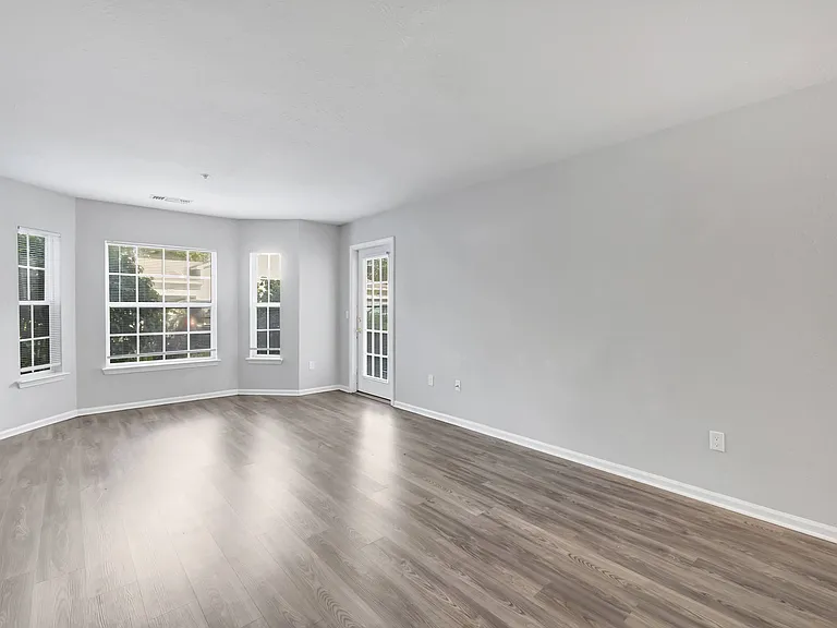 Ardenwood Apartments — Photo 38