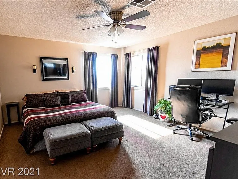 4060 Elkridge Dr — Photo 15