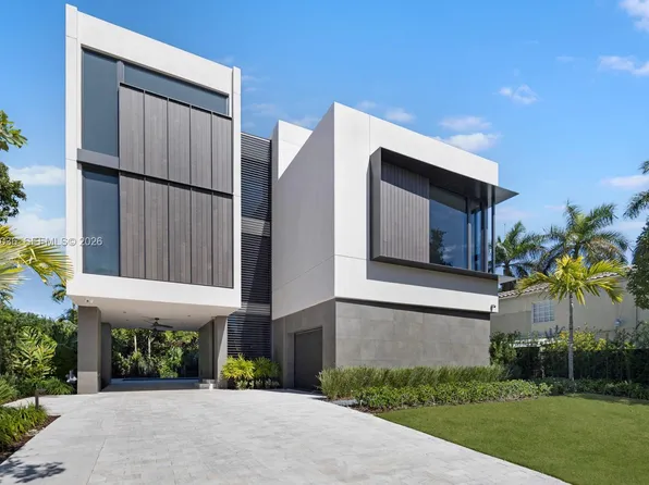 621 W 44th St, Miami Beach, FL 33140