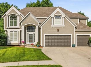 249 NE Misty Meadow Dr, Lees Summit, MO 64064