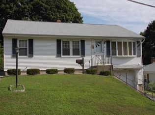 25 Norwood Rd, North Smithfield, RI 02896