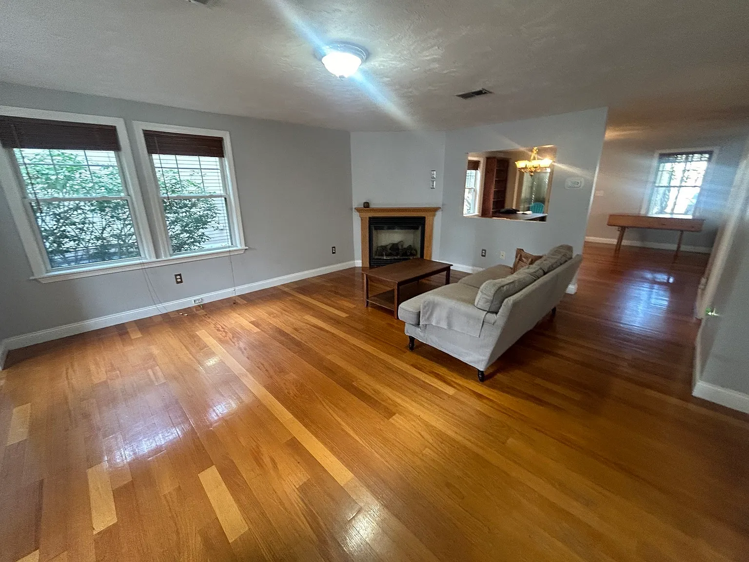 3 bed, 2.5 bath, 1750 sqft, $3,800 — Photo 4