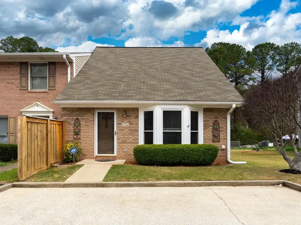 5124 Falling Creek Ln, Birmingham, AL 35235