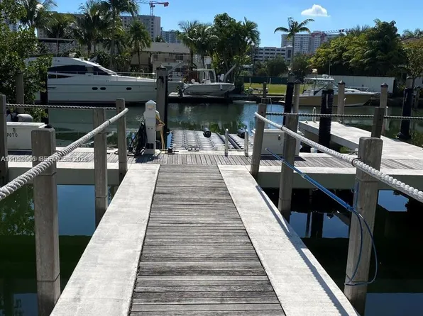 16400 Collins Ave, North Miami Beach, FL