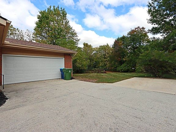 3rd image of 600 Wagon Wheel Ln