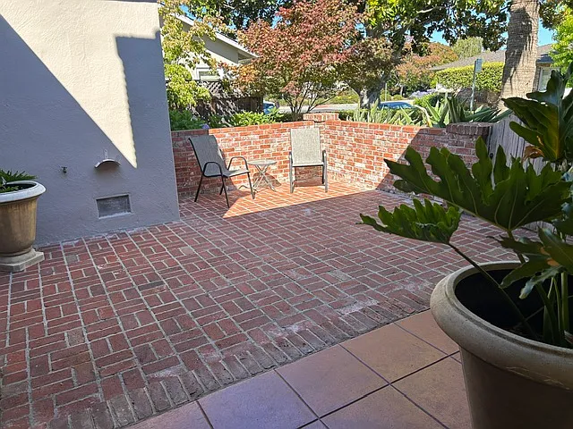 96 Mission Dr — Photo 13