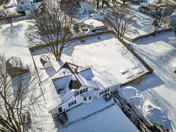 2nd image of 26 New York Avenue