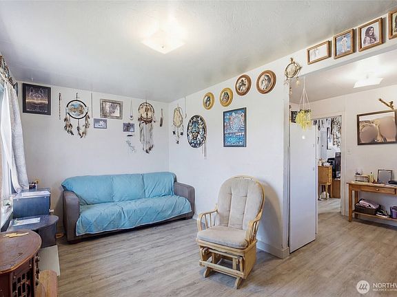 4th image of 7918 Stanley Drive