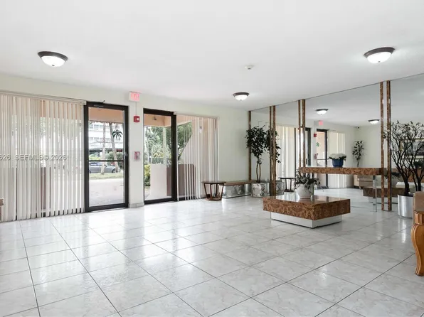 16751 NE 9th Ave APT 401, North Miami Beach, FL 33162