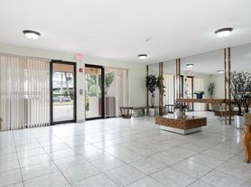 16751 NE 9th Ave, North Miami Beach, FL