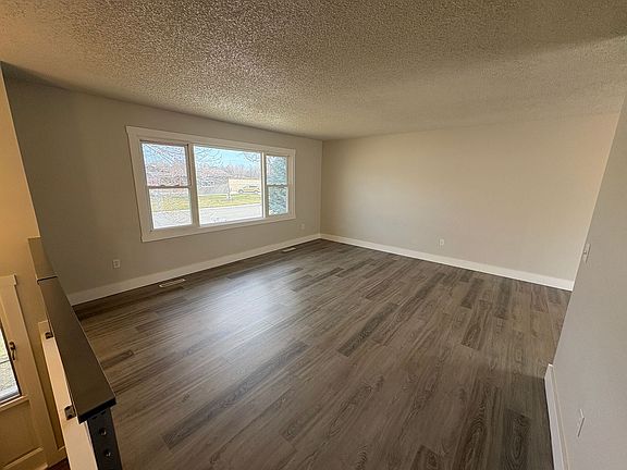 4th image of 1502 Patricia Ln