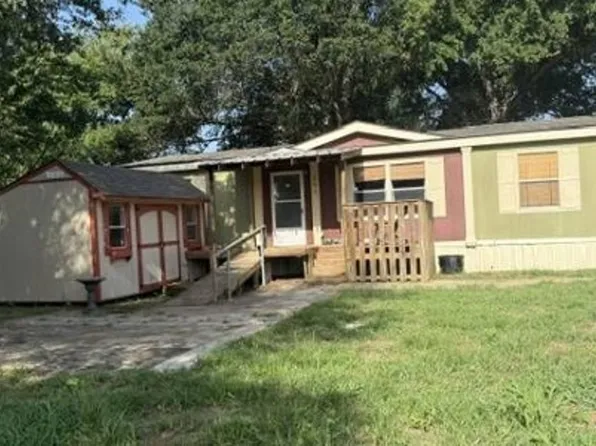 201 Horton Dr, Rosser, TX 75157