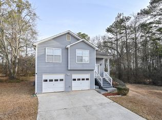 5578 Rockingwood Ct, Atlanta, GA 30349