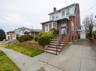 6916 166th St, Fresh Meadows, NY 11365