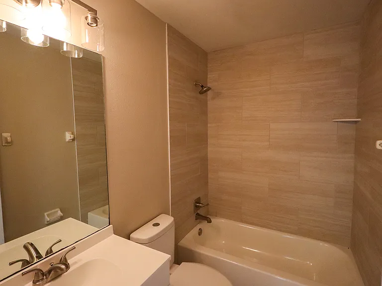199 Willow Rd — Photo 6