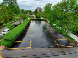 Spring, Elmhurst, IL 60126