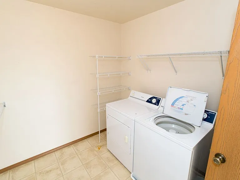 Gateway Estates Apartments — Photo 44