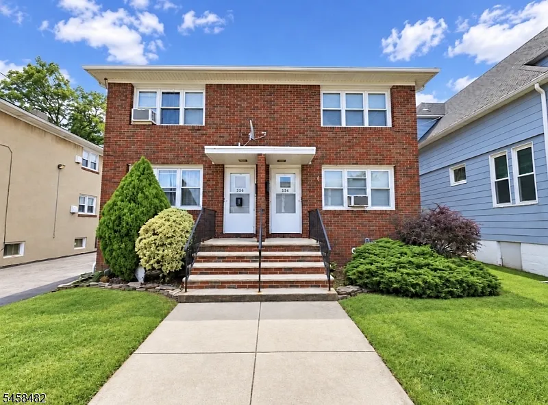 1 bed, 1.0 bath, $1,750 — Photo 1
