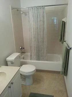 2 Full Baths in 2 bdrm apartments!