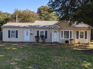 659 S Church St, Forest City, NC 28043