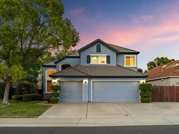 8917 Marlayana Ct, Elk Grove, CA 95758