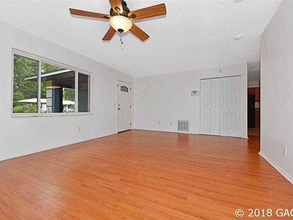 3rd image of 4215 NW 20th Ter