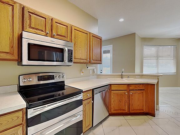 5th image of 1115 Bridgeway Blvd
