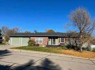 1017 Parkhill Dr, Ogallala, NE 69153