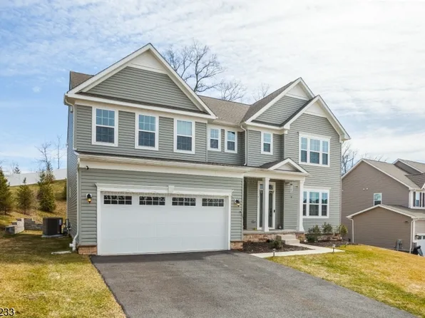 7 Troy Ln, Roxbury Twp., NJ 07850