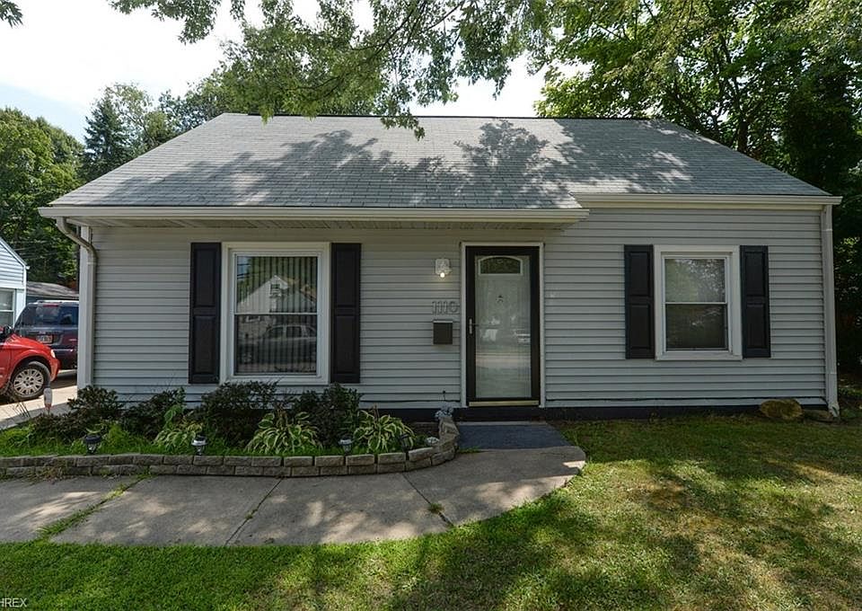 1st image of 1110 Munroe Falls Ave