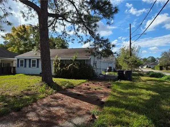 601 Huntlee Dr, New Orleans, LA 70131