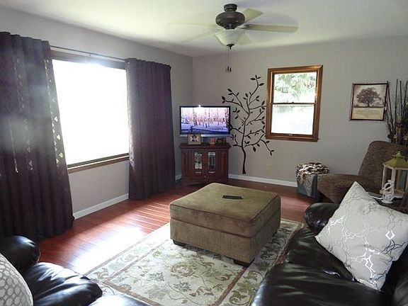 4th image of 2531 Bill Bone Ln