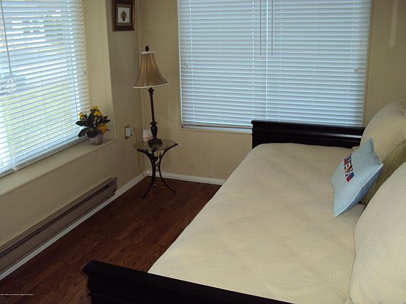 5th image of 8 Betsy Ross Lane #A