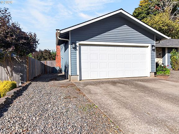 4th image of 1551 NE 20th St