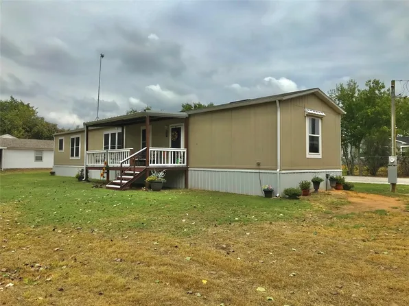 101 Beck Ln, Springtown, TX 76082