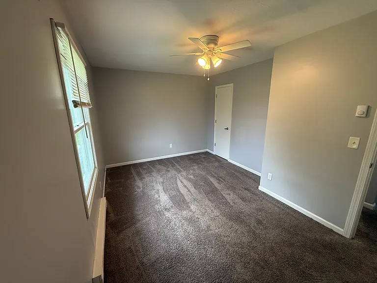4289 Alpine Hill Ct — Photo 12
