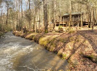 706 Laurel Ridge Rd, Blue Ridge, GA 30513