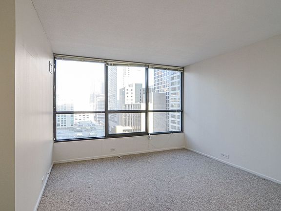 5th image of 405 N Wabash Ave Unit 1301