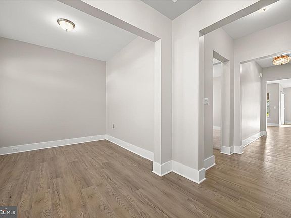 5th image of 77 Quiet Creek Dr