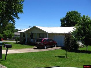 930 E 1st St, Mountain Home, AR 72653