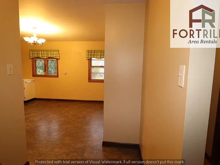 627 W 3rd St — Photo 33