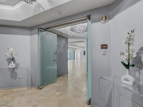 2877 Paradise Rd Unit 1701, Las Vegas, NV 89109