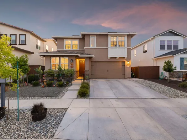 1570 McClure St, Woodland, CA 95776
