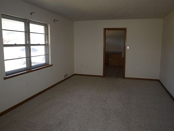4th image of 1605 NW 32nd St