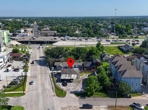 707 E 28th St, Houston, TX 77009
