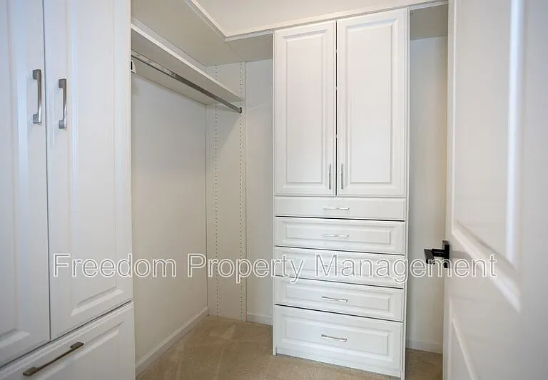 2023 Serviceberry Rd — Photo 32