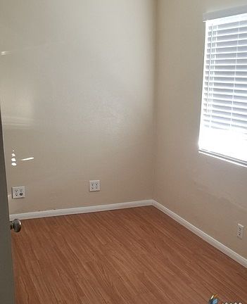 2nd image of 905 S Imperial Ave