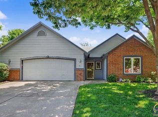 544 Bently Dr, Lawrence, KS 66049