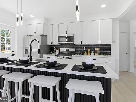 5th image of 2903 E Cold Spring Ln